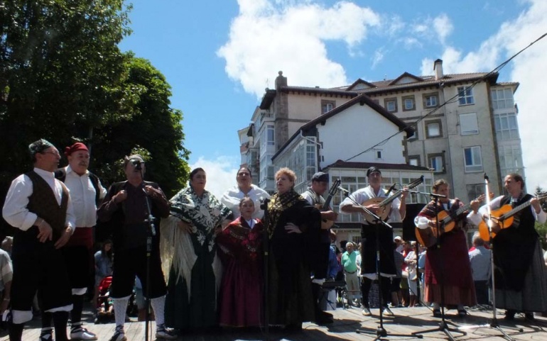 La programación festiva de Santiago emerge en el calendario estival reinosano