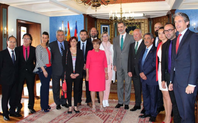 Reinosa brinda al Rey de España una cálida acogida