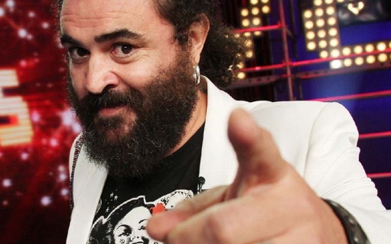 El Sevilla recala en Reinosa con su monólogo “La vida es rocanrol”