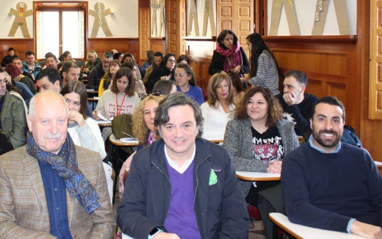 Lanzaderas de Empleo asisten en Reinosa a una conferencia del director de Organización y Personas de Gullón