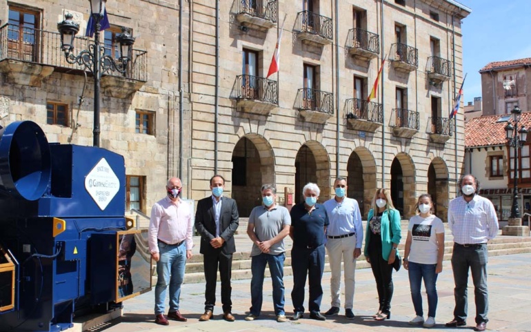 Siemens Gamesa expone un generador eólico en la Plaza de España