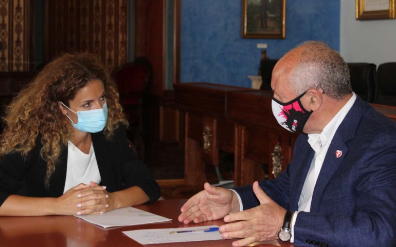 La delegada del Gobierno en Cantabria visita Reinosa