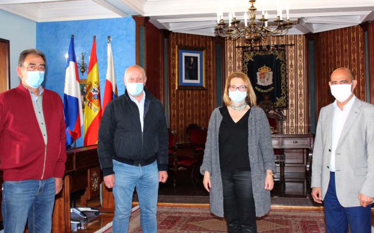 El alcalde de Reinosa se reúne con AMICA para conocer sus planes industriales en la ciudad