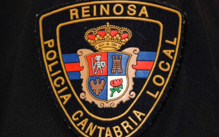 La Policía Local incauta un cuchillo de monte a un individuo que triplicaba la tasa de alcohol