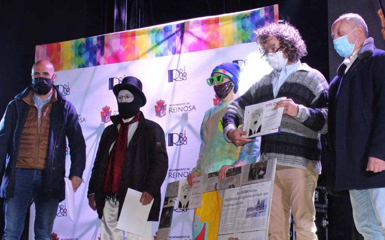Los disfraces “Los erizos” y “Dr. Fernando Simón” ganan el Carnaval de la Nieve 2022