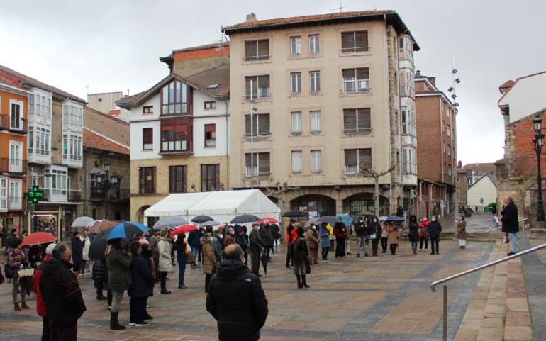 Concentración silenciosa en apoyo a la población ucraniana