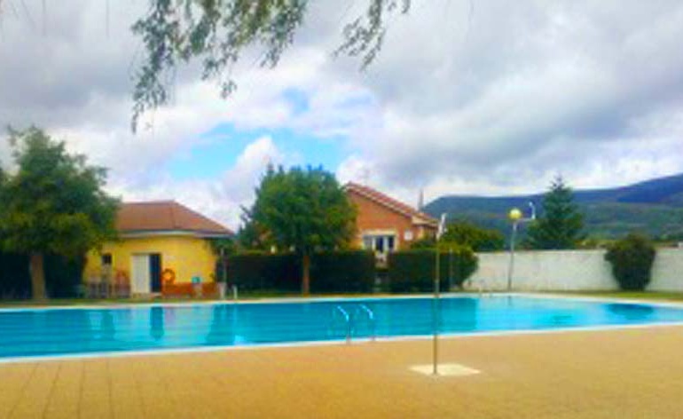 Las piscinas municipales descubiertas abren mañana sus puertas