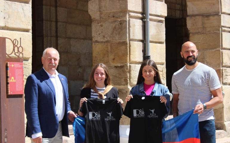 Las campurrianas Carlota Gutiérrez y Sofía Zubelzu, únicas representantes de Cantabria en la Ruta Quetzal