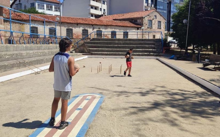 Talleres de iniciación al bolo palma para los más jóvenes