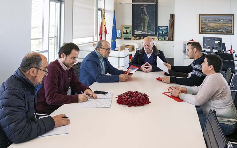 Marcano respalda a los trabajadores de Sidenor ante la incertidumbre del cierre de su tren de laminado