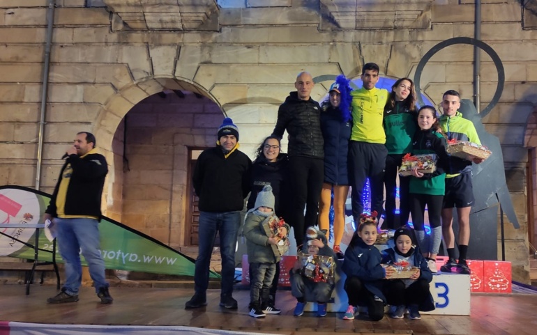 Raúl Gándara y Cristina Rozas ganan la X San Silvestre Solidaria de Reinosa