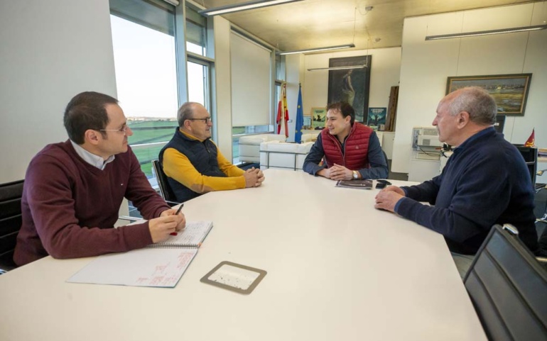 Apoyo de la Consejería a una nueva industria de tratamiento y forjado en las instalaciones de Forjas de Cantabria