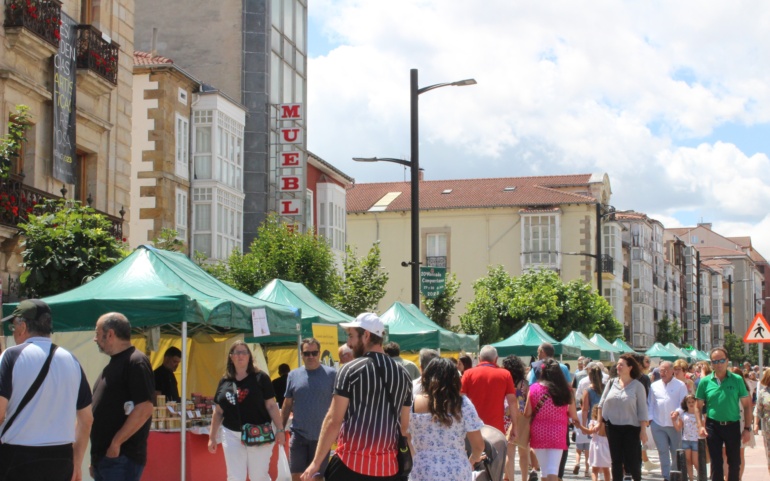 Exito de público en el Mercado Campurriano y el Festival Perla del Valle