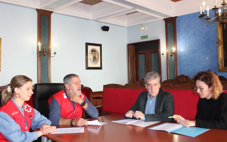 El Ayuntamiento y Cruz Roja colaboran para apoyar a personas en situación de vulnerabilidad