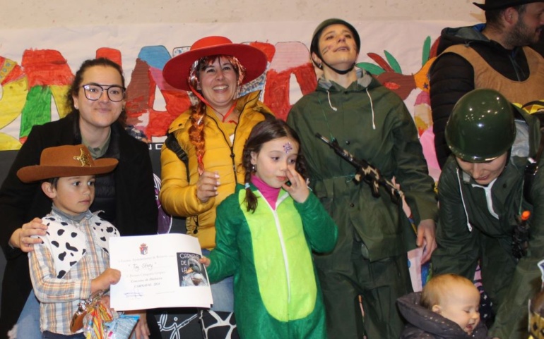 “Toy Story” y “King Kong” ganan los premios principales del Concurso del Carnaval de la Nieve 2024