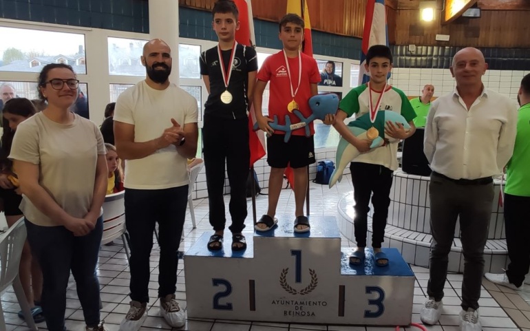 Las piscinas climatizadas acogieron la 5ª jornada de liga de los Juegos Deportivos Escolares de Natación