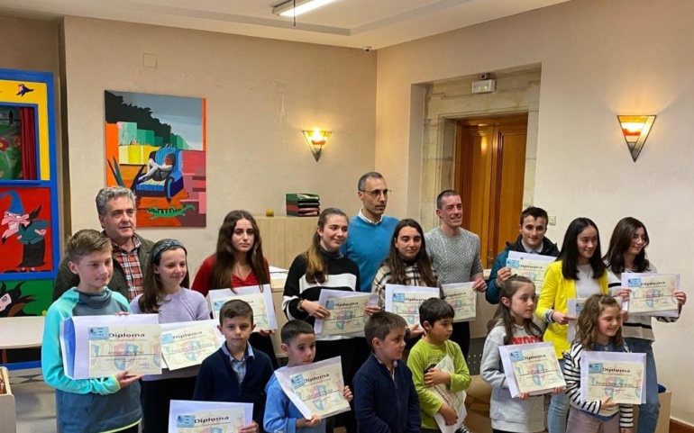 Entregados los premios de los concursos de Literatura en Tres Líneas y Marcapáginas