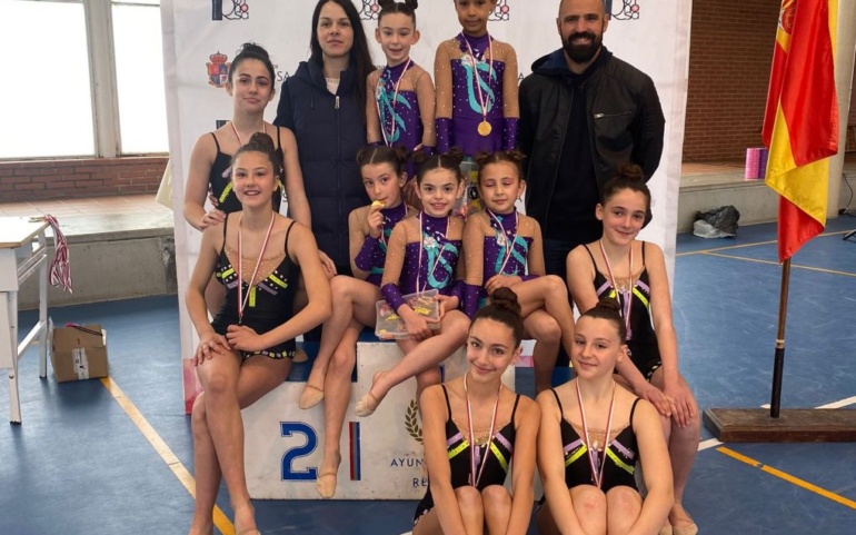 La gimnasia  rítmica regional se dio cita en Reinosa