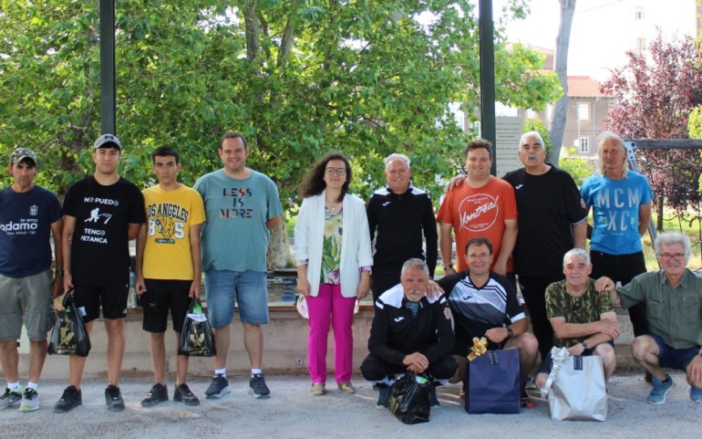Prieto, Julián y David ganaron el Torneo de Petanca de Santiago