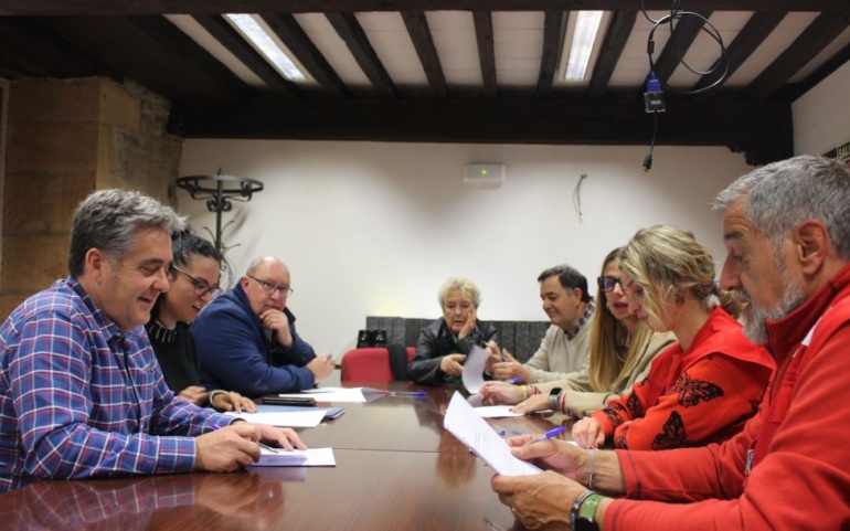 El Ayuntamiento de Reinosa refrenda sus convenios de colaboración con entidades del municipio