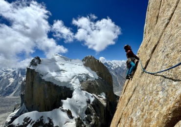 Pablo Ruiz y Roberto Muñoz clausuran mañana la Semana de Montaña con su ascensión a la Eternal Flame