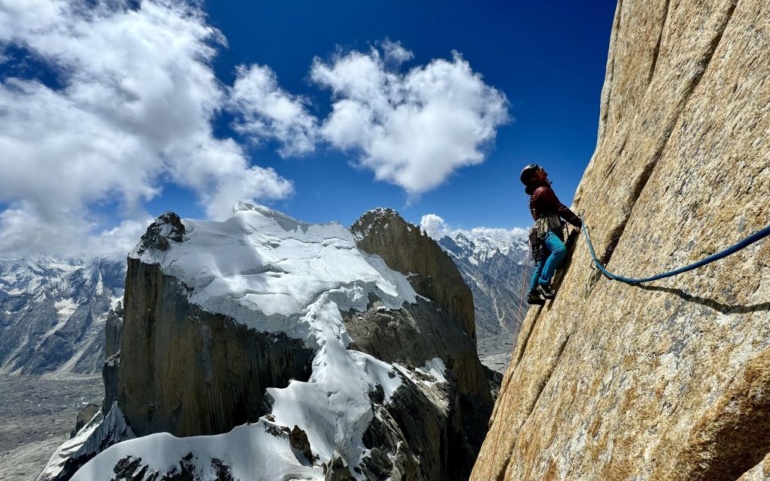Pablo Ruiz y Roberto Muñoz clausuran mañana la Semana de Montaña con su ascensión a la Eternal Flame