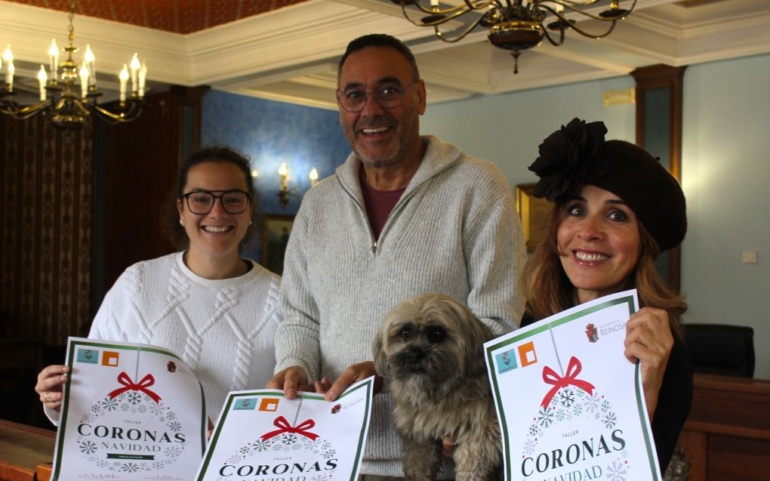 El Ayuntamiento organiza nuevos talleres de coronas navideñas impartidos por Siempreprimavera