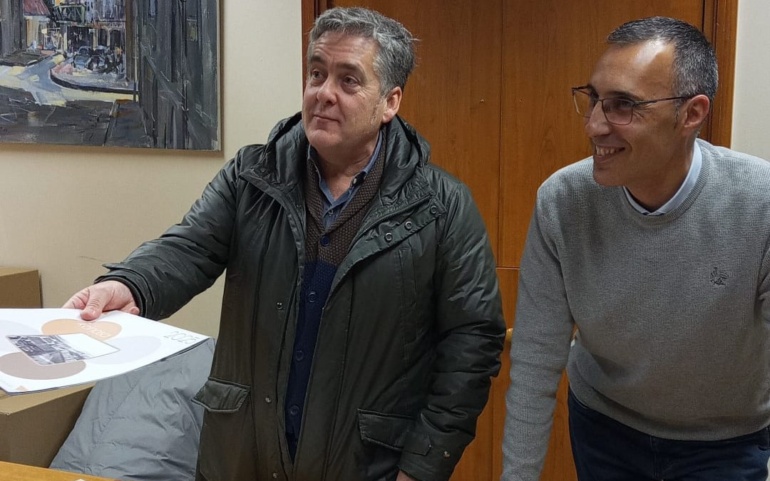 El Ayuntamiento distribuirá 5.000 ejemplares del calendario de 2025 entre los vecinos