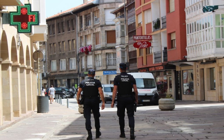 La Policía Local detiene a un individuo por un presunto delito de lesiones