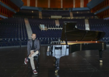 Chopin y Philip Glass dialogan en el concierto que el pianista José Imhof va a ofrecer en el Teatro Principal