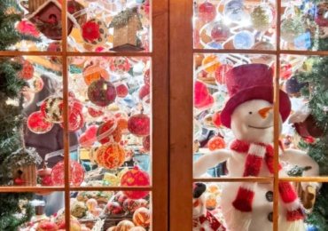 Cerca de una veintena de comercios se han inscrito en el Concurso de Escaparates navideños