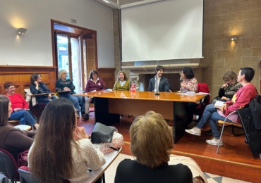 Reinosa acoge una ruta literaria con 110 participantes de clubs de lectura inspirada en ‘El hijo del asesino’