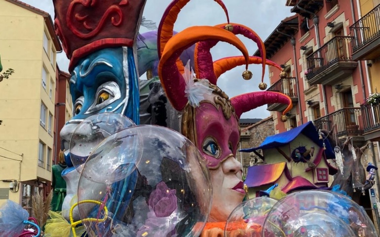 Festejos convoca a los peñistas para escuchar propuestas sobre las carrozas de San Mateo 2026