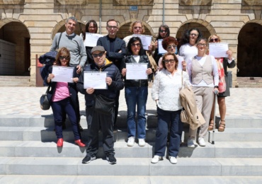 El Ayuntamiento de Reinosa refuerza su apuesta por el empleo y la formación con la clausura del Taller de Atención Sociosanitario.