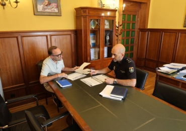 El Ayuntamiento de Reinosa y la Policía Nacional avanzan en la implantación de una oficina permanente en la ciudad