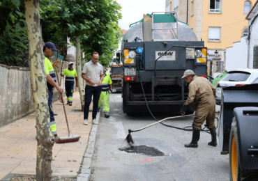 El Ayuntamiento de Reinosa inicia la campaña de bacheo mientras prepara un futuro plan de asfaltado de la ciudad